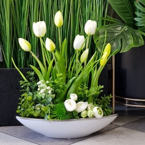 Kompozycja Canoe tulipany silikon białe