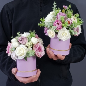 Flowerbox kwiaty w pudełku Mia XS fiolet