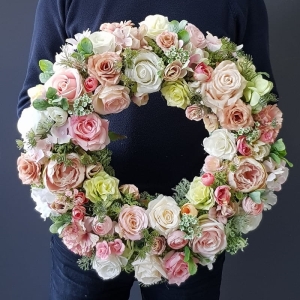 Wianek na drzwi kominek Flora 45cm