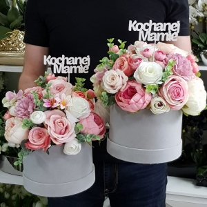 Flowerbox kwiaty w pudełku welur szary L