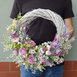 Wianek na drzwi kominek faszyna Hilda fiolet/róż 45cm