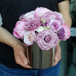 Kompozycja kwiaty róże flowerbox Donna premium