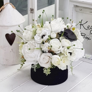 Flowerbox Black white kwiaty w pudełku box welur M
