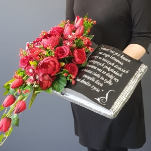 Księga książka nagrobna kwiaty stroik na grób kompozycja wiązanka Memoria wz.7