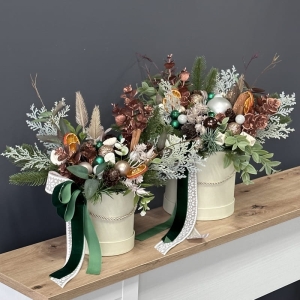 Flower box zima święta kompozycja w pudełku