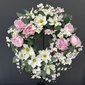 Wianek kwiatowy kompozycja wiosna lato jabłoń magnolie peonie 60 cm