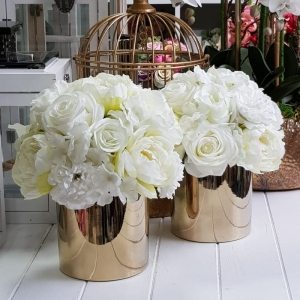 Kompozycja kwiaty peonie róże bukiet Donna gold
