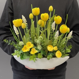 Kompozycja w donicy kwiaty tulipany silikon Canoe new żółta