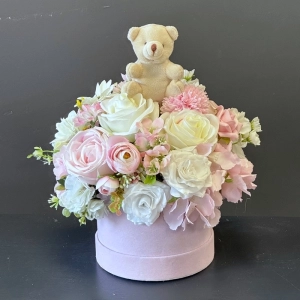 Flower Box z misiem – wyjątkowy prezent na narodziny, chrzest i roczek Pink M