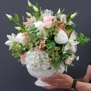 Kompozycja kwiatowa w ceramice natura premium pastel rose