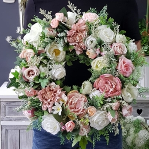 Wianek na drzwi kominek dekoracja Flora 48 cm